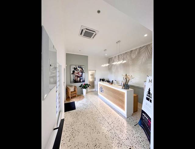 BUSINESS PROPERTY TO RENT IN SANDBAAI